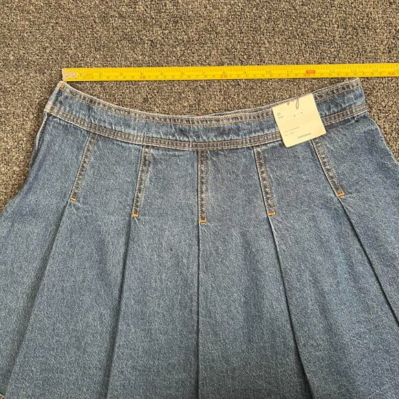 BNWT Vigoss 100% cotton blue denim pleated mini skirt - Picture 6 of 7